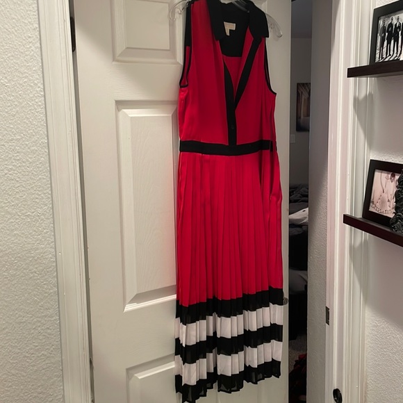 Michael Kors Dress - Picture 1 of 5